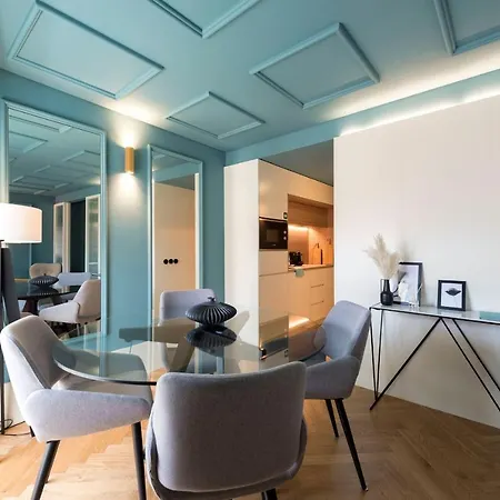 Ribeira Old Town Charming Flat W/ Ac By Lovelystay Apartment